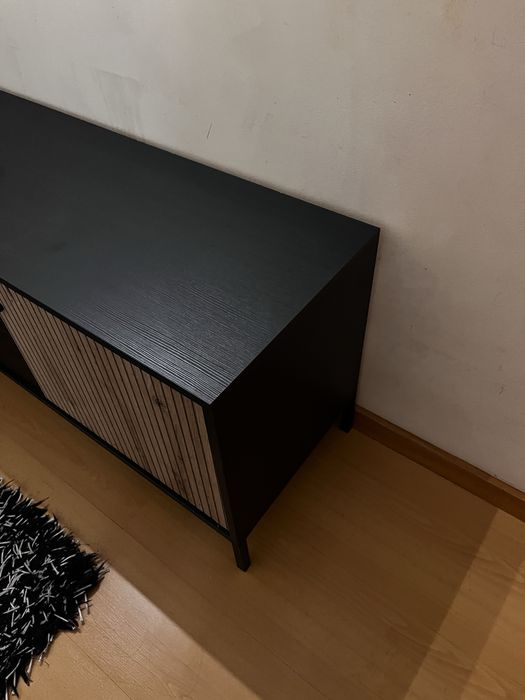 Móvel tv efeito ripado