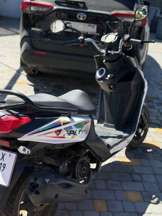 Скутер 150кубов Spark