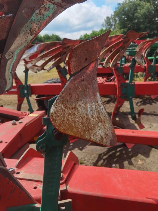 Продаються Плуги KVERNELAND RN 100