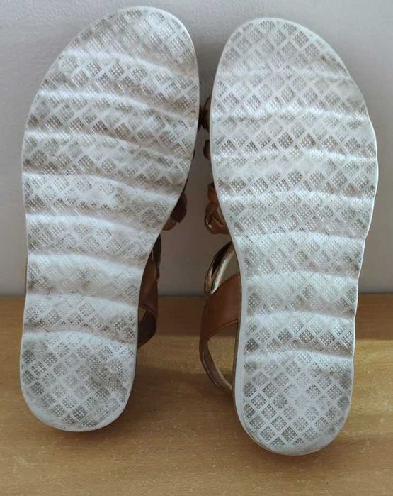 Marco Tozzi Sandały brąz/camel złoty na wyższej podeszwie Stan Bdb r38