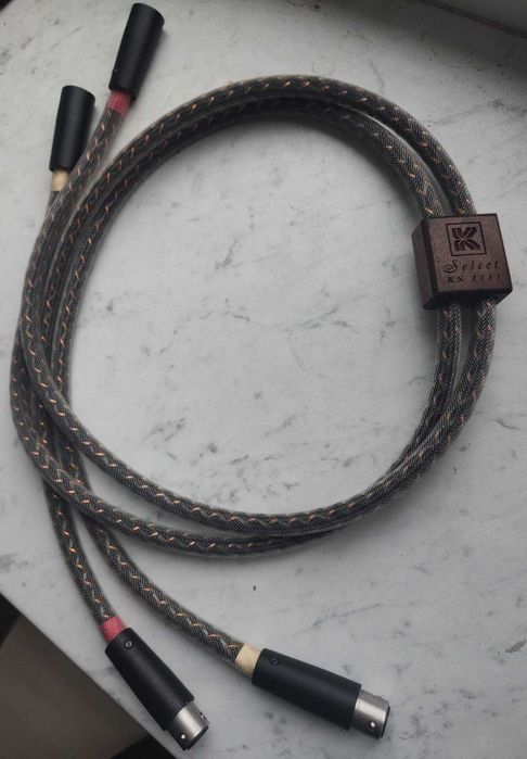 Продажа, обмен -коллекция межблочных, акустических и сетевых проводов.