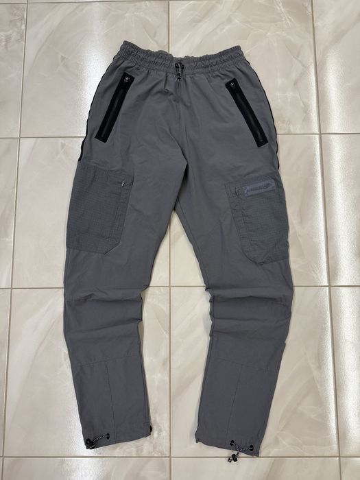 Spodnie Nike Sportswear DC2553 068 Air Max .Нейлнові теч фліс штани найк.Nike drill nylon pants.Нейлнові Штани карго Nike Air Max Cargo Pants Grey.