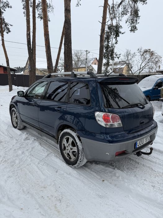 Mitsubishi Outlander 2.0 газ/бензин 4*4 механика 2007 года
