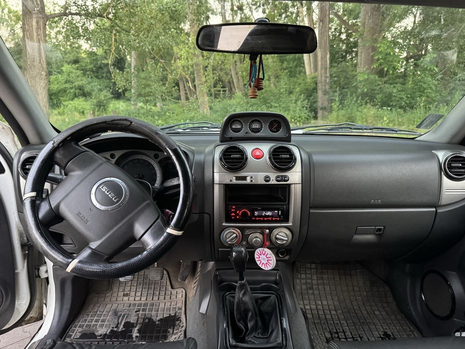 Isuzu D-MAX 3.0 2010 rok