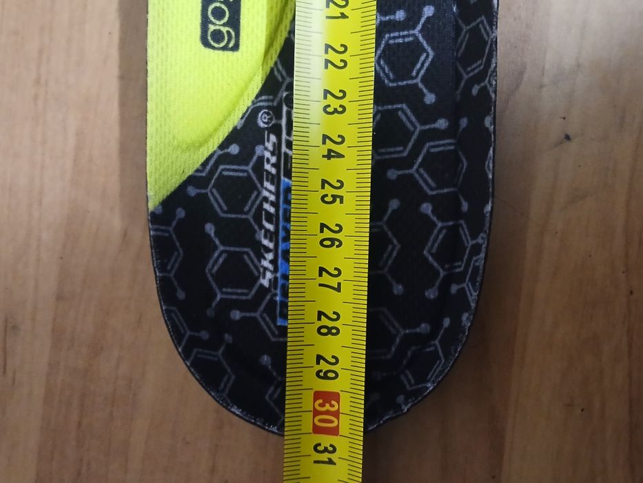 Фірмові шкіряні кросівки  Skechers  46 р.  30 см. Оригінал.