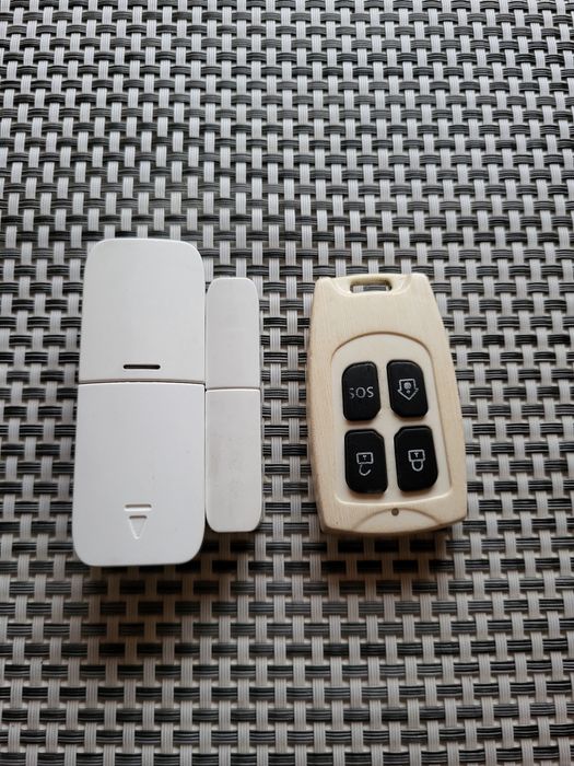 Комплект домашньої сигналізації  GSM Home Alarm System, model PST-G10A
