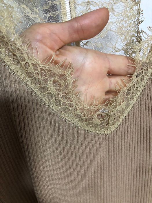 Трикотажний топ майка з мереживом мереживною спинкою