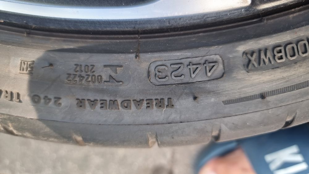 Opona letnia 235/35/19 Brisgestone protenza S005 jak Nowa