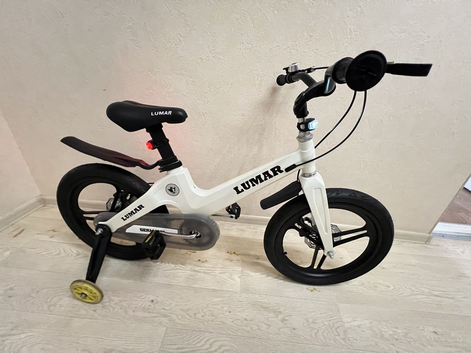 Дитячий 2-х колісний Велосипед Lumar Germany 16