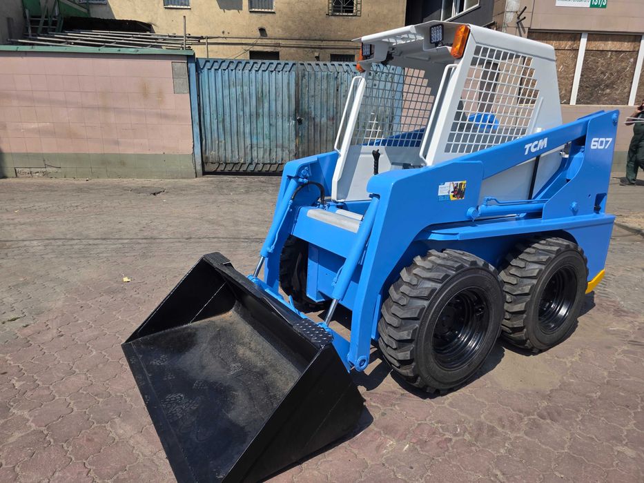 Навантажувач фронтальний TCM 607T