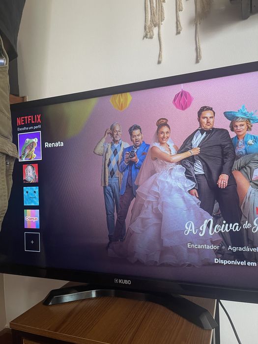TV LCD smart 32 polegadas Kubo466195906949304323