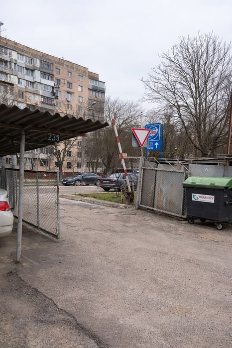 Оренда Парко Місця З 220V | Таїрово | КАСКАД