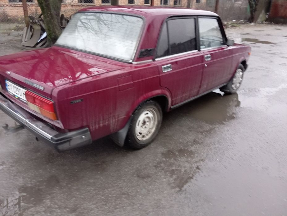 Автомобіль ВАЗ 2107