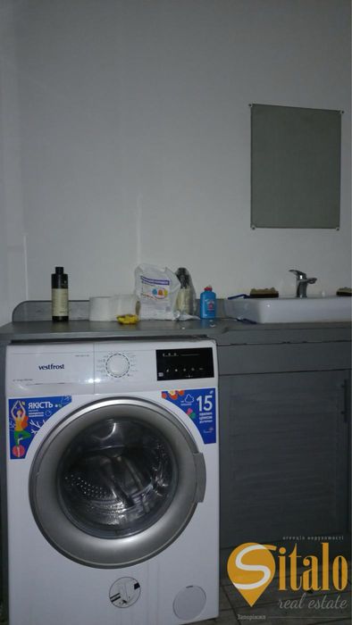 1-кімнатна квартира  - студія вул. Перемоги, Вознесенівський р-н (019)