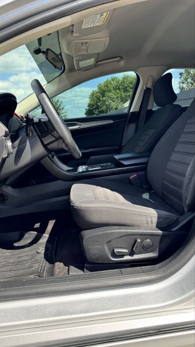НЕ ФАРБОВАНИЙ Ford Fusion Форд Фюжн SE 2018 р 1.5 бенз EcoBoost 6АКПП