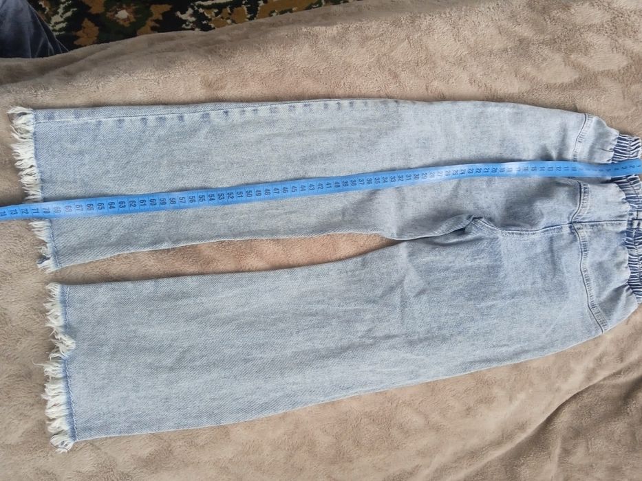 Стильні джинси на дівчинку