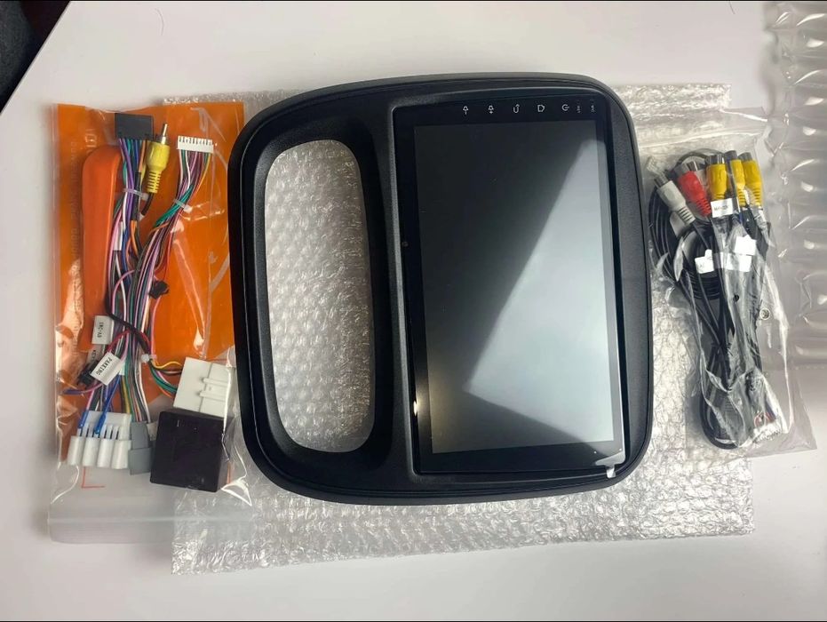 Rádio Android 14 com GPS Renault Trafic 3 / Opel Vivaro B (Novo)