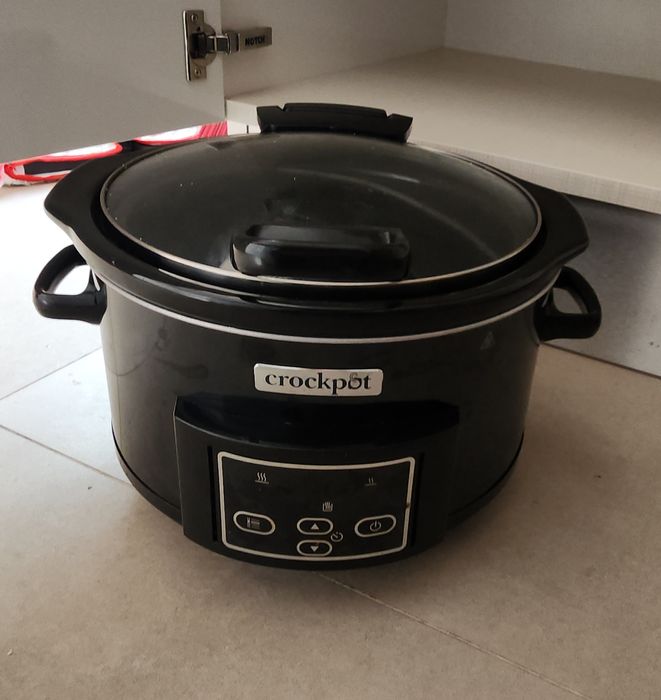 Panela elétrica usada