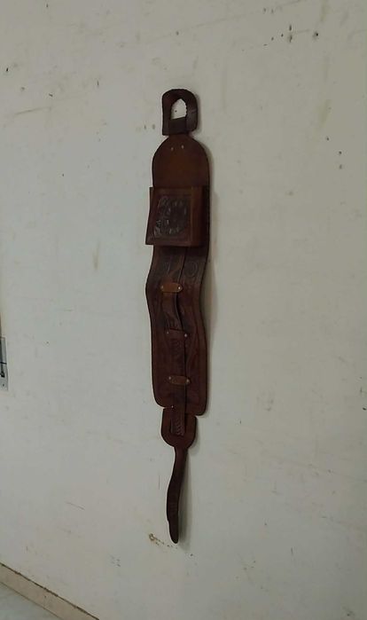 Antigo Coldre de Cinto de Couro com relevos "RESTAURADO"