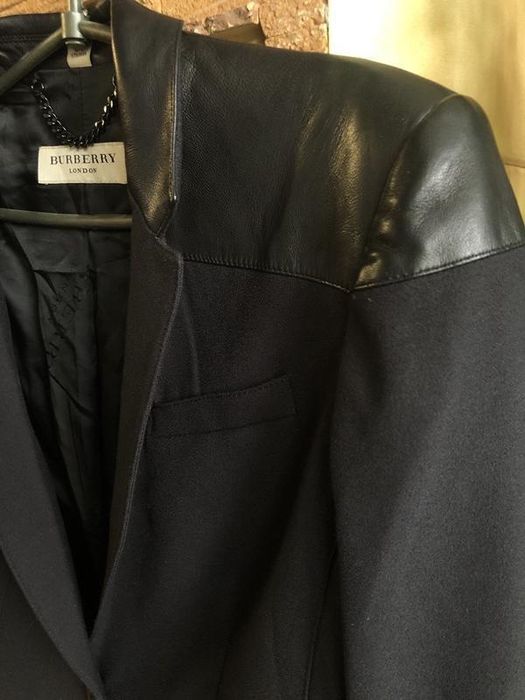 Жакет пиджак burberry с кожаными вставками піджак m