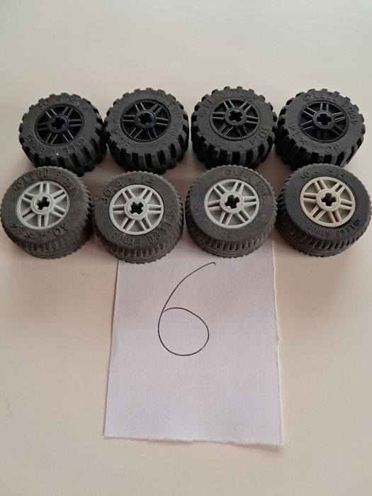 Lego - varios lotes de peças