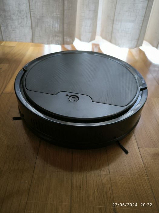 Robot aspirador novo
