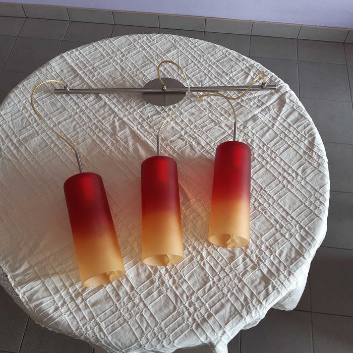 Lampa wisząca, żarówki w komplecie