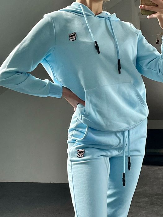 Dres Karl Lagerfeld niebieski. Nowy, damski. Bluza i spodnie L