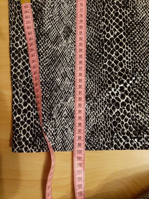 Sukienka wizytowa 48