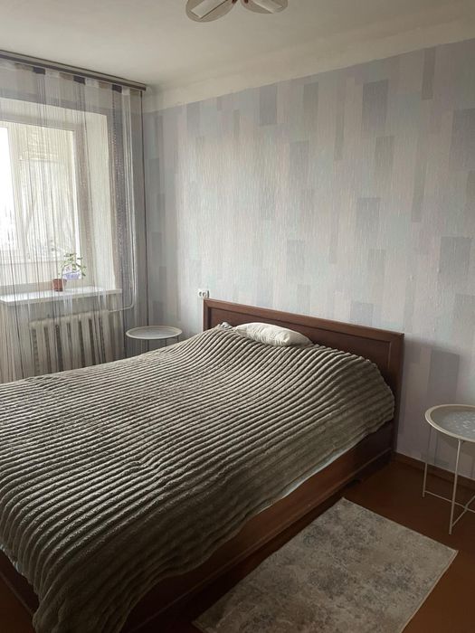 Подобова оренда 2- кім квартири рн Вокзалу