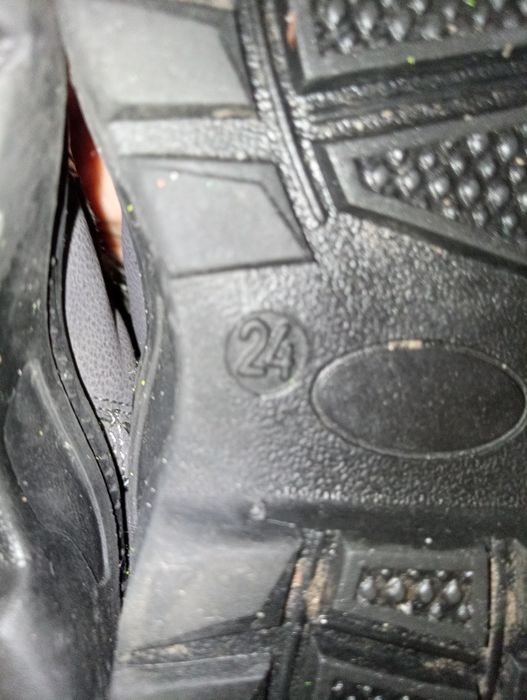 Демисезонные ботинки