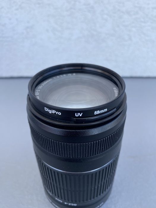 Objectiva Canon EFS 55-250 f/4-5.6 IS II