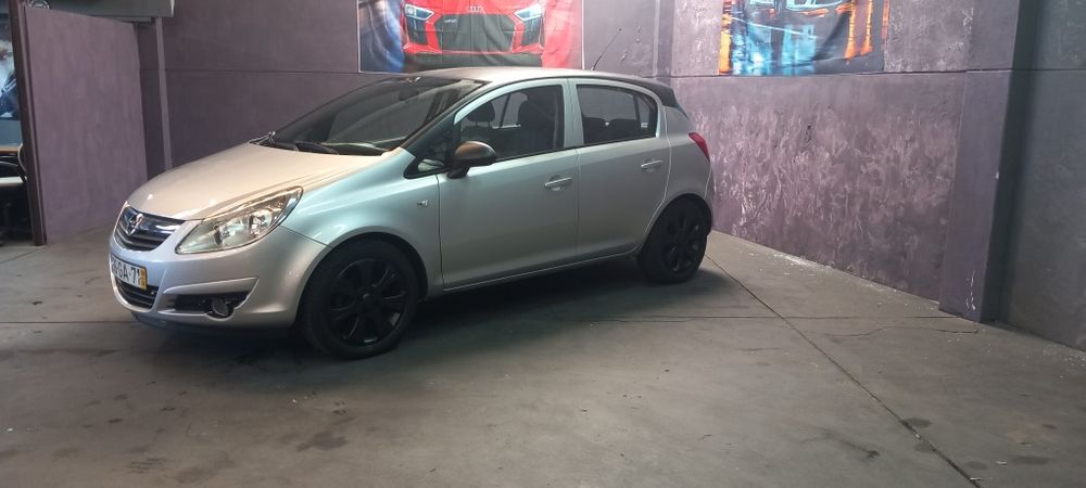 Opel Corsa D  130.000 Km 1.2 16V 5 Portas