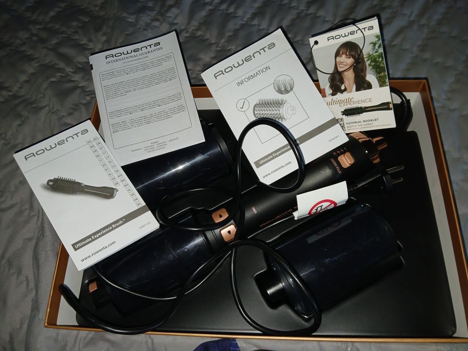 Продам Фен-щітка Rowenta Ultimate Experience CF9620F0