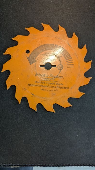 Nowa tarcza pilarska Black&Decker A7693 TCT 156 mm 16 zębów