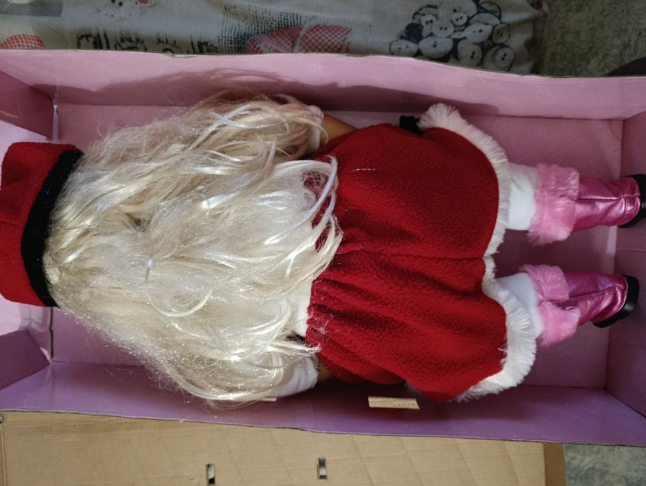 Продам интерактивная кукла Настенька