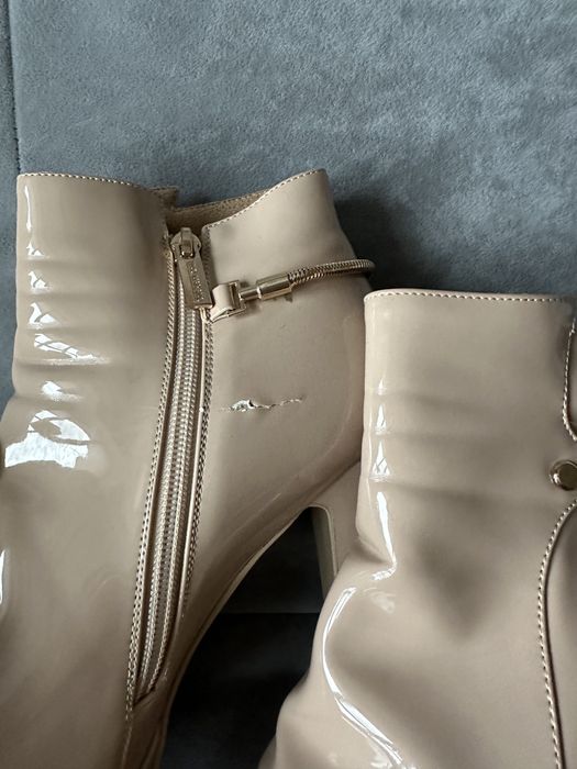 Ботильони жіночі