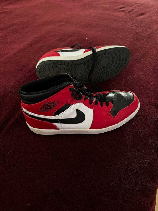 Nike Air Jordan 1 Mid “Chicago” | устілка 30 см