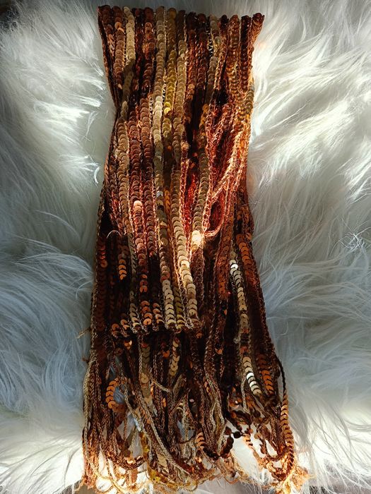 Szal złoty cekinowy 200 cm