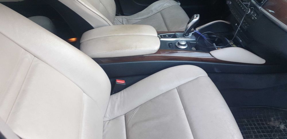 Samochód BMW X6, E71