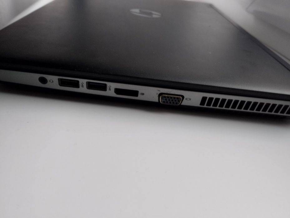 Продам ноутбук HP.