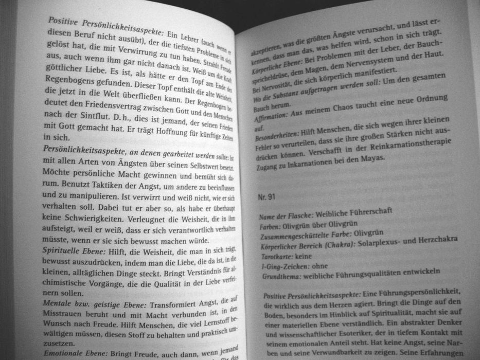Aura-Soma autorstwa Irene Dalichow, Mike Booth