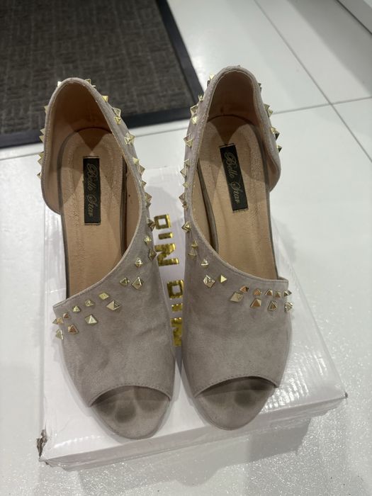 Buty damskie na szpilce 38