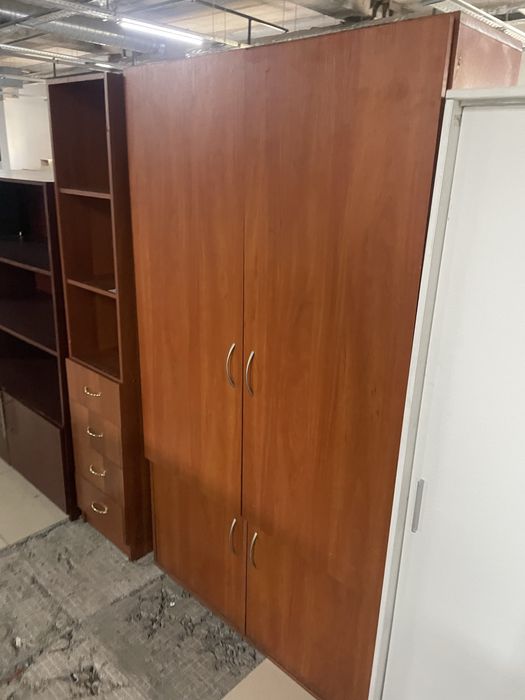 Продаж шаф для офісу та дому