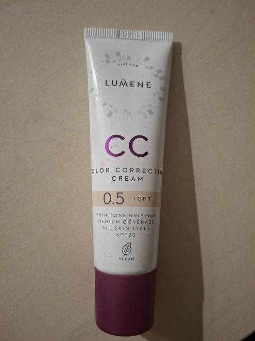 Krem cc Lumene  jasny