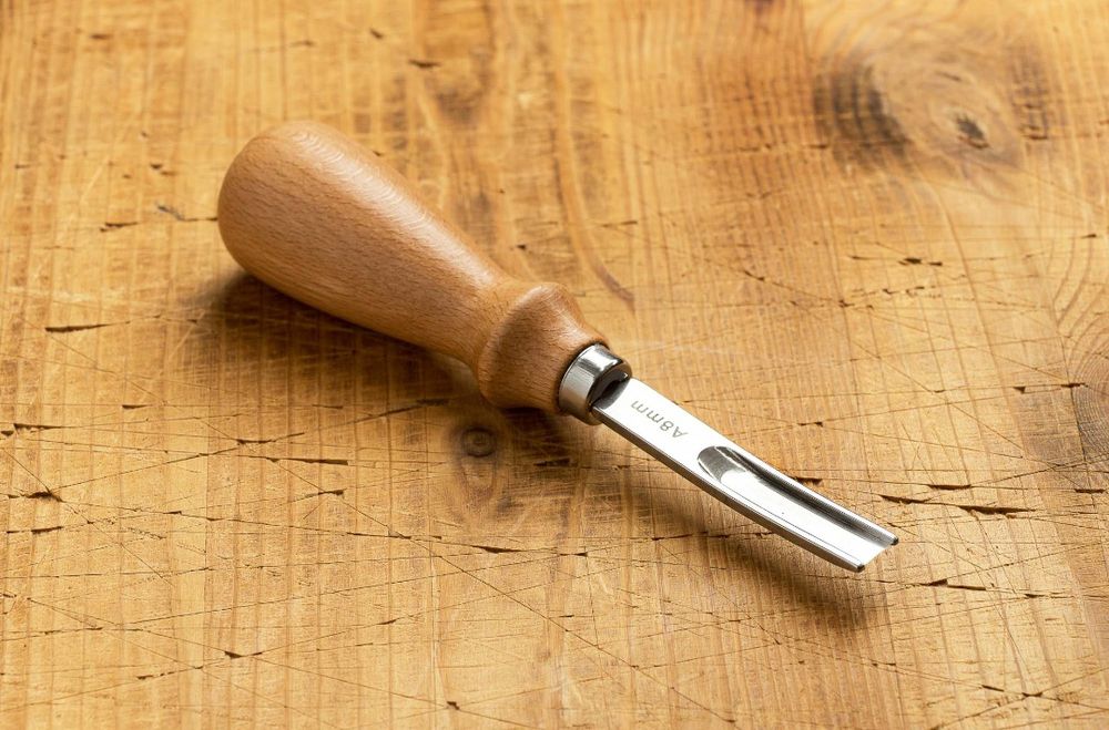 Французская стамеска для брусовки кожи 8 мм
