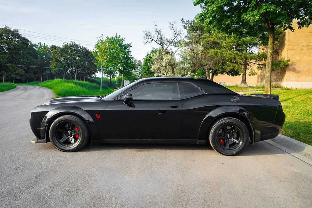 Dodge Challenger SRT Hellcat      2017