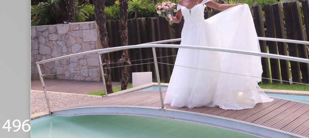 Vestido de noiva. Usado uma vez.