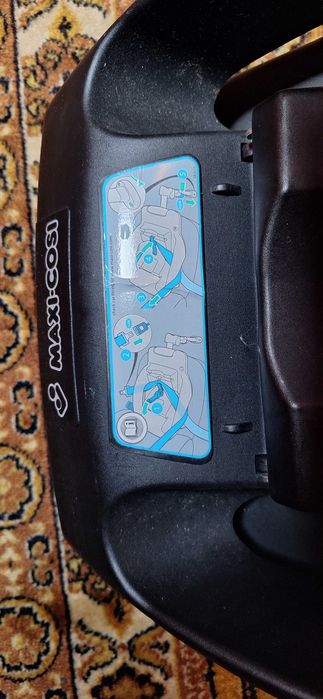 Base MAXICOSI ISOfix EasyFix