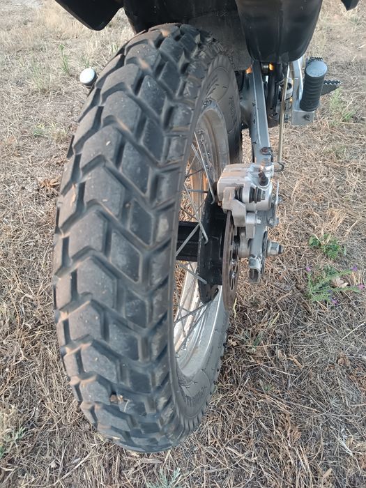 YAMAHA XT 600 E Impecável. Estimada.